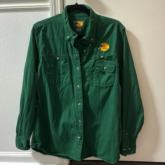 Bass Pro Shops Other - Green Bass Pro Button Down Long Sleeve size large